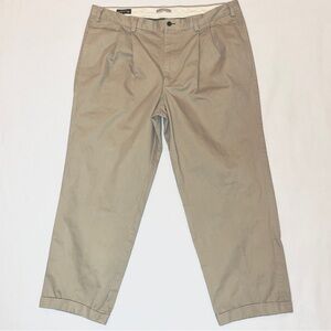 Orvis Chino Pants Men 42 Pleated 100% Cotton Khaki Dress Casual Trousers